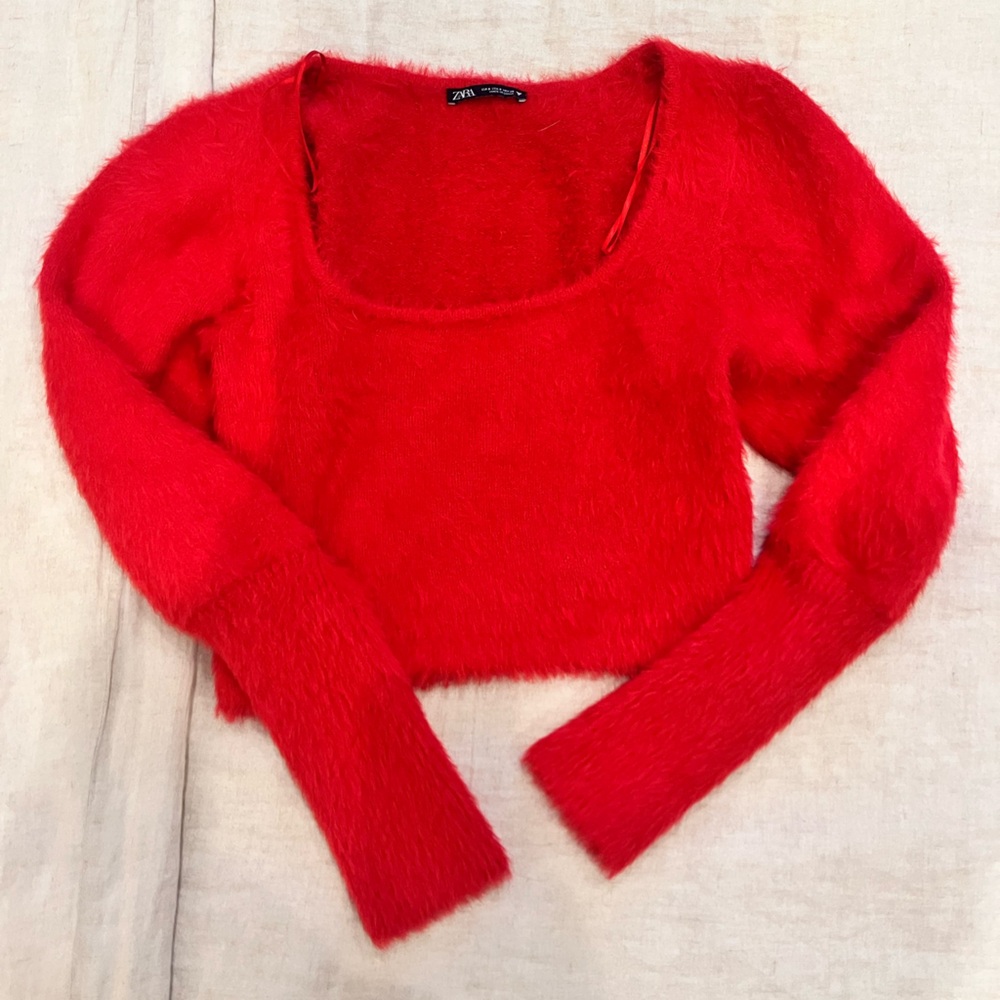 Zara crop red fluffy sweater size S